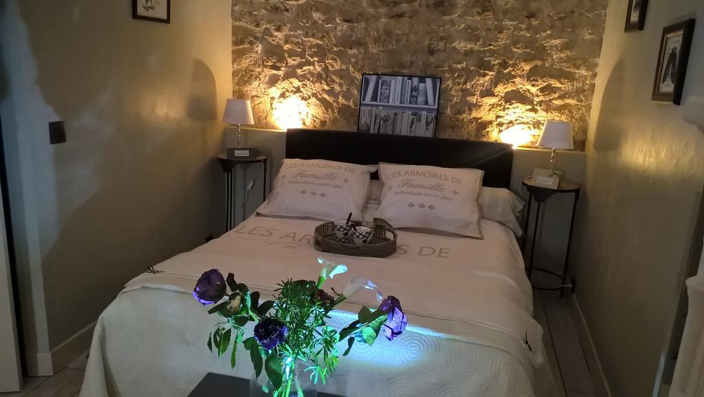 Le Clos Manceau Bed & Breakfast Le Mans Exterior photo