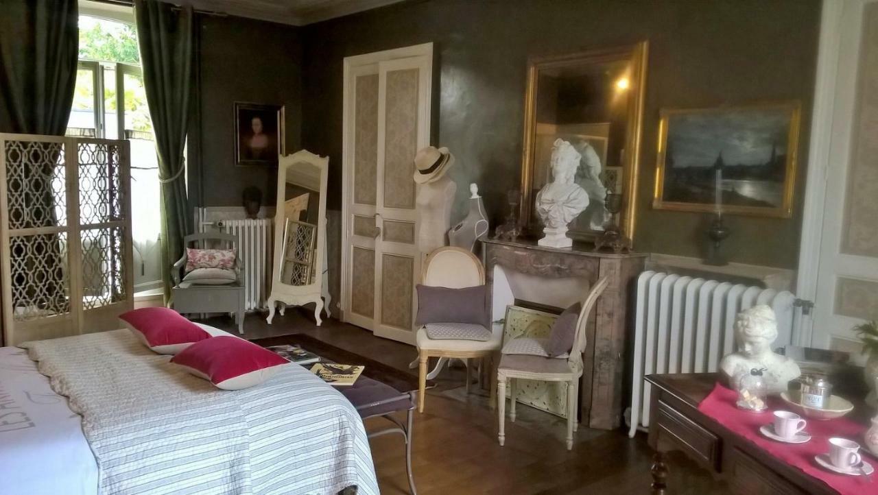 Le Clos Manceau Bed & Breakfast Le Mans Exterior photo